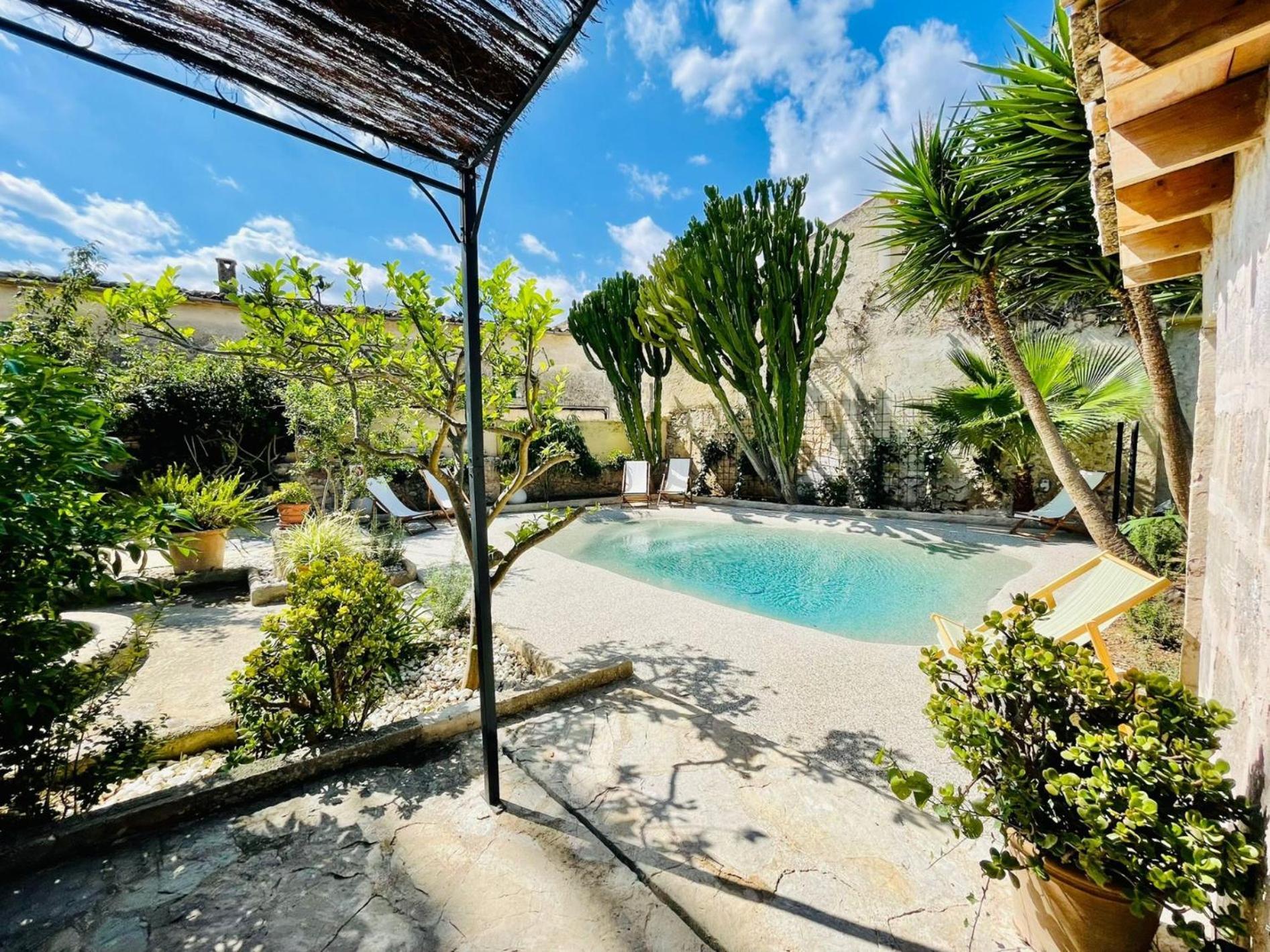 Leon De Sineu Villa Buitenkant foto